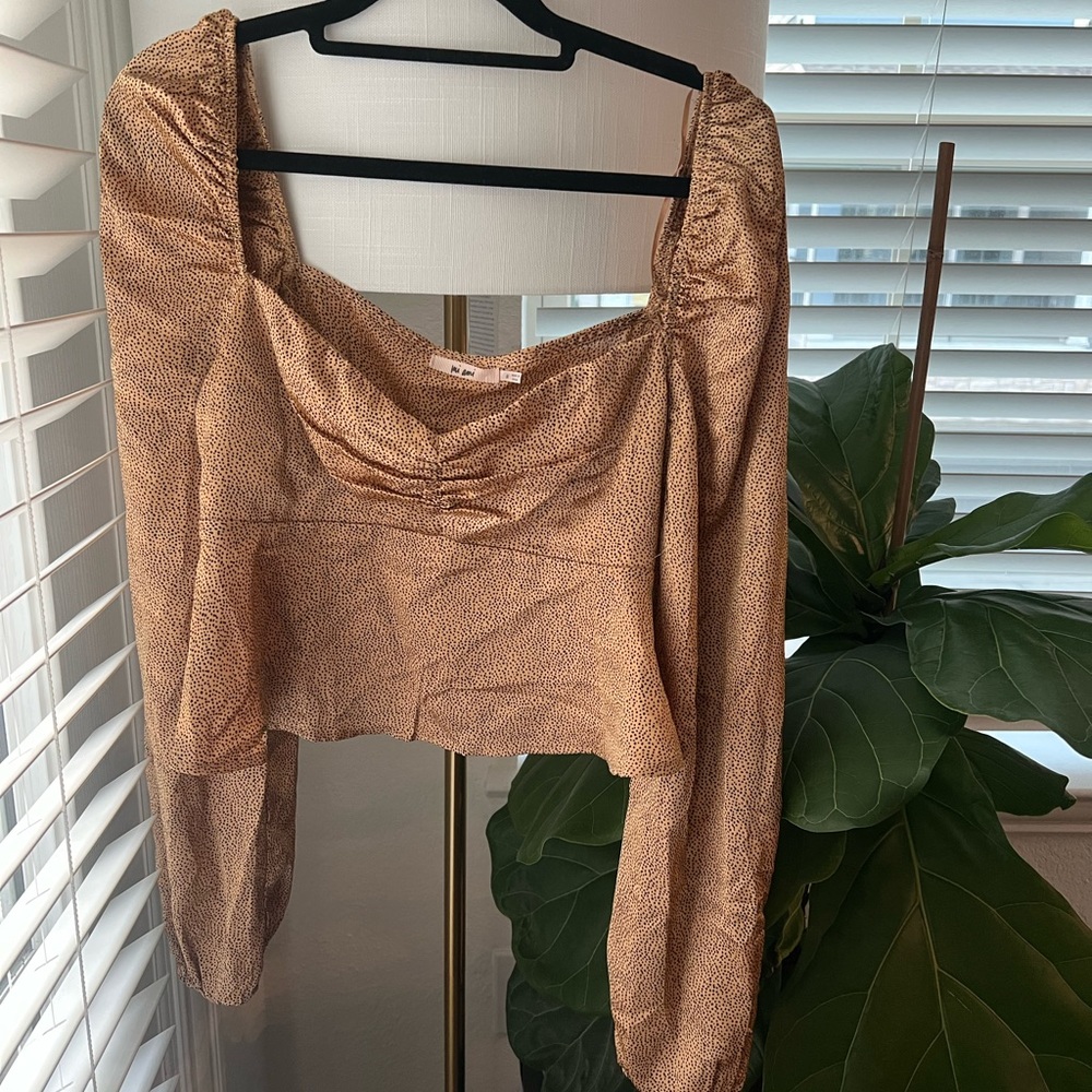 Long Sleeve Ruffle Printed Crop Top